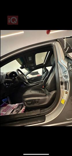 تويوتا أفالون